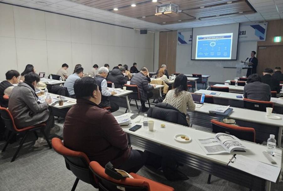 [보도자료] 인천대, 제3차 가족회사 간담회, 퀀텀퍼스펙티브 최동규 대표, 제조업 자동화 ...